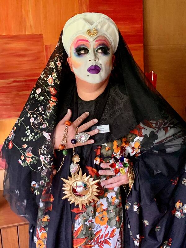 Sister Ultra Brocade