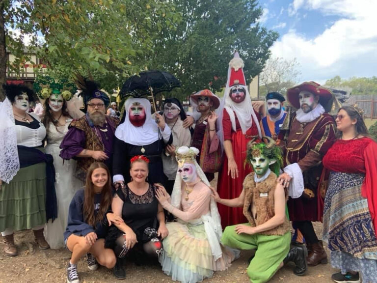 Ren Fest - City of Fountains Sisters